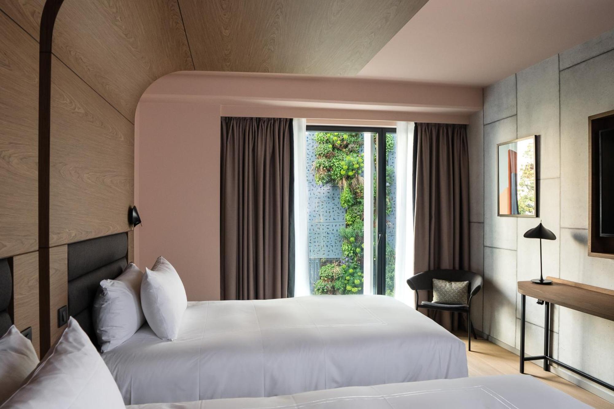 Canopy By Hilton Eiffel Tower Hotel Parigi