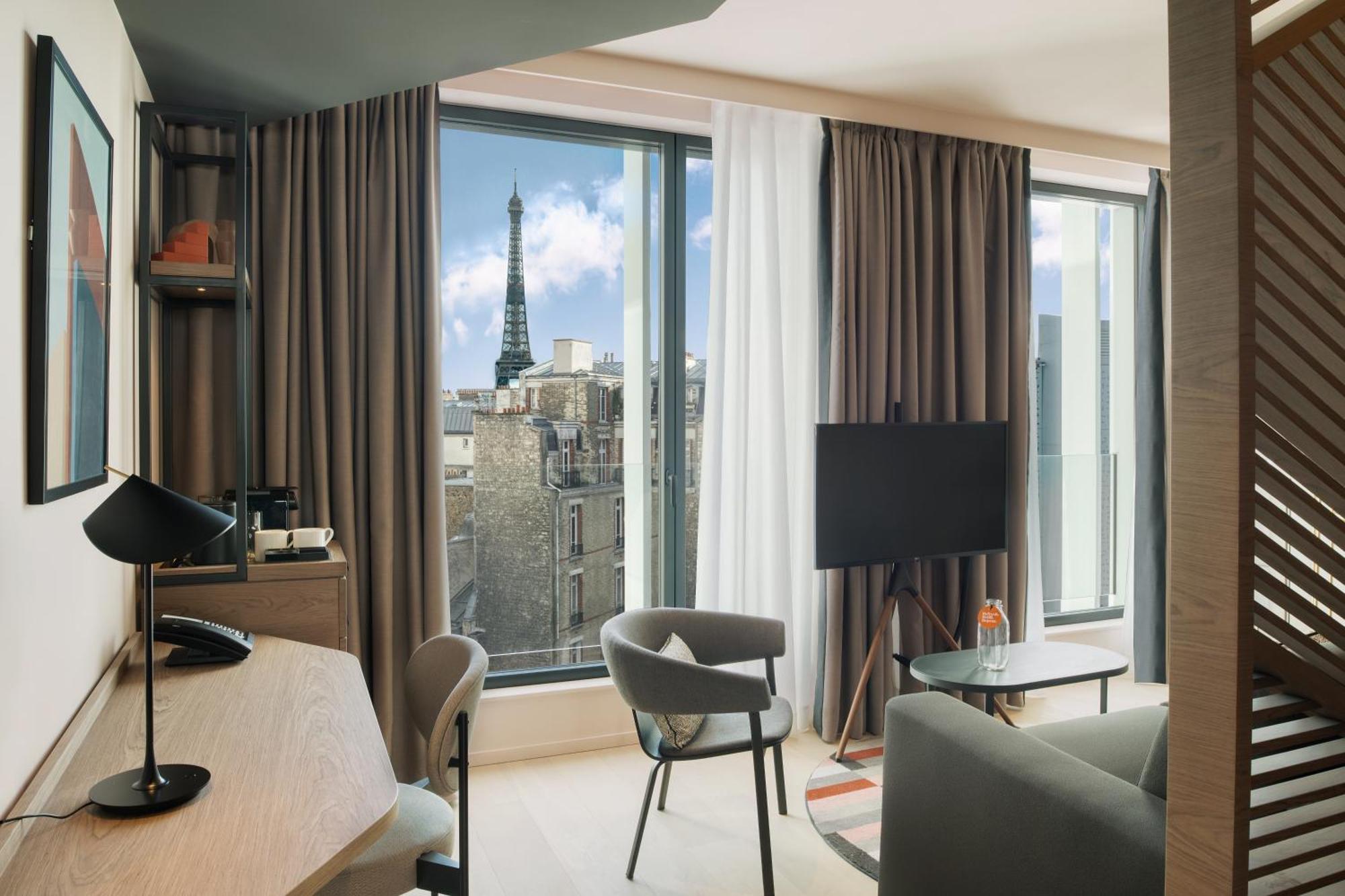 Hotel Canopy By Hilton Eiffel Tower 4*