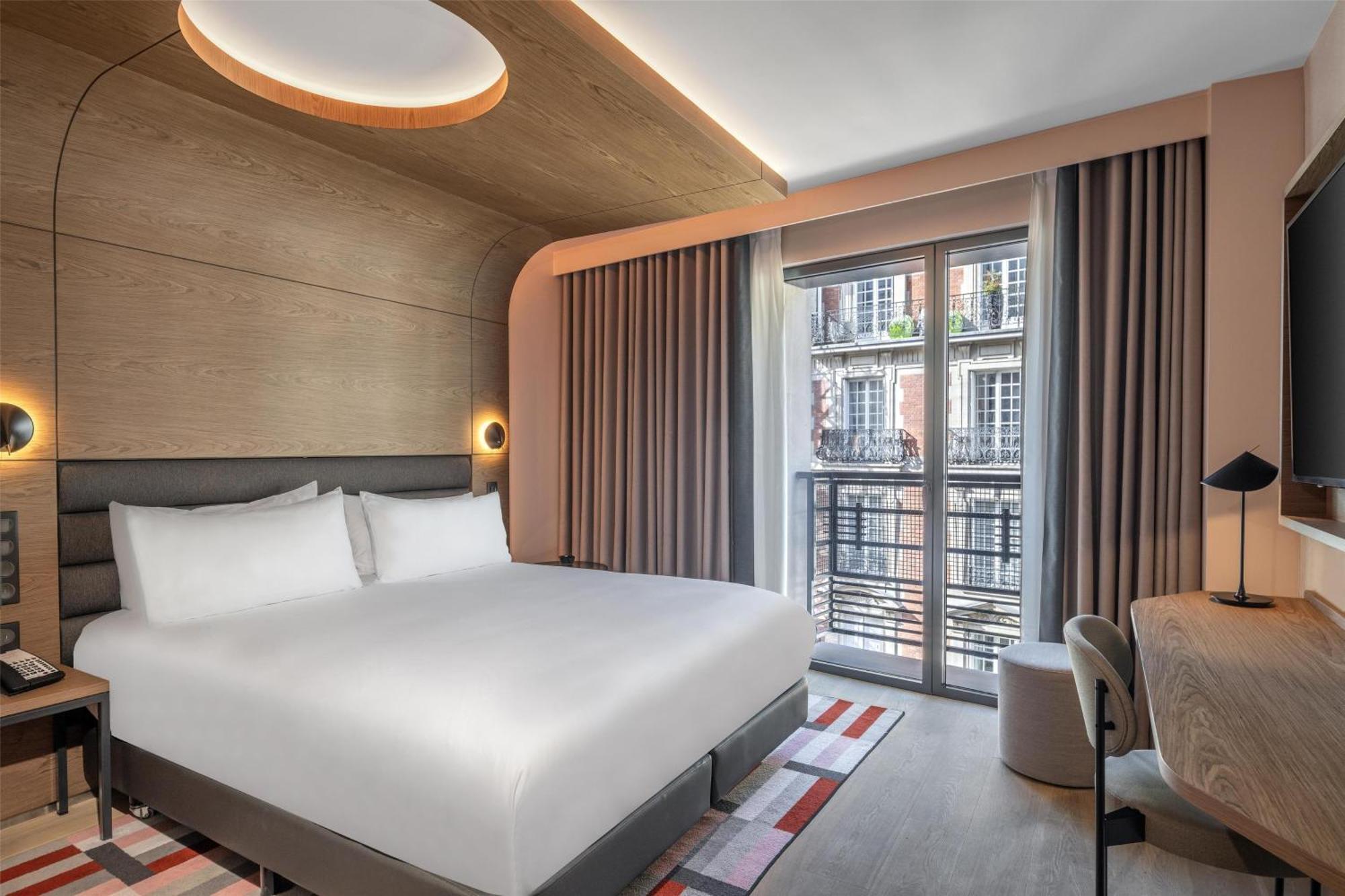 Canopy By Hilton Eiffel Tower Hotel Parigi