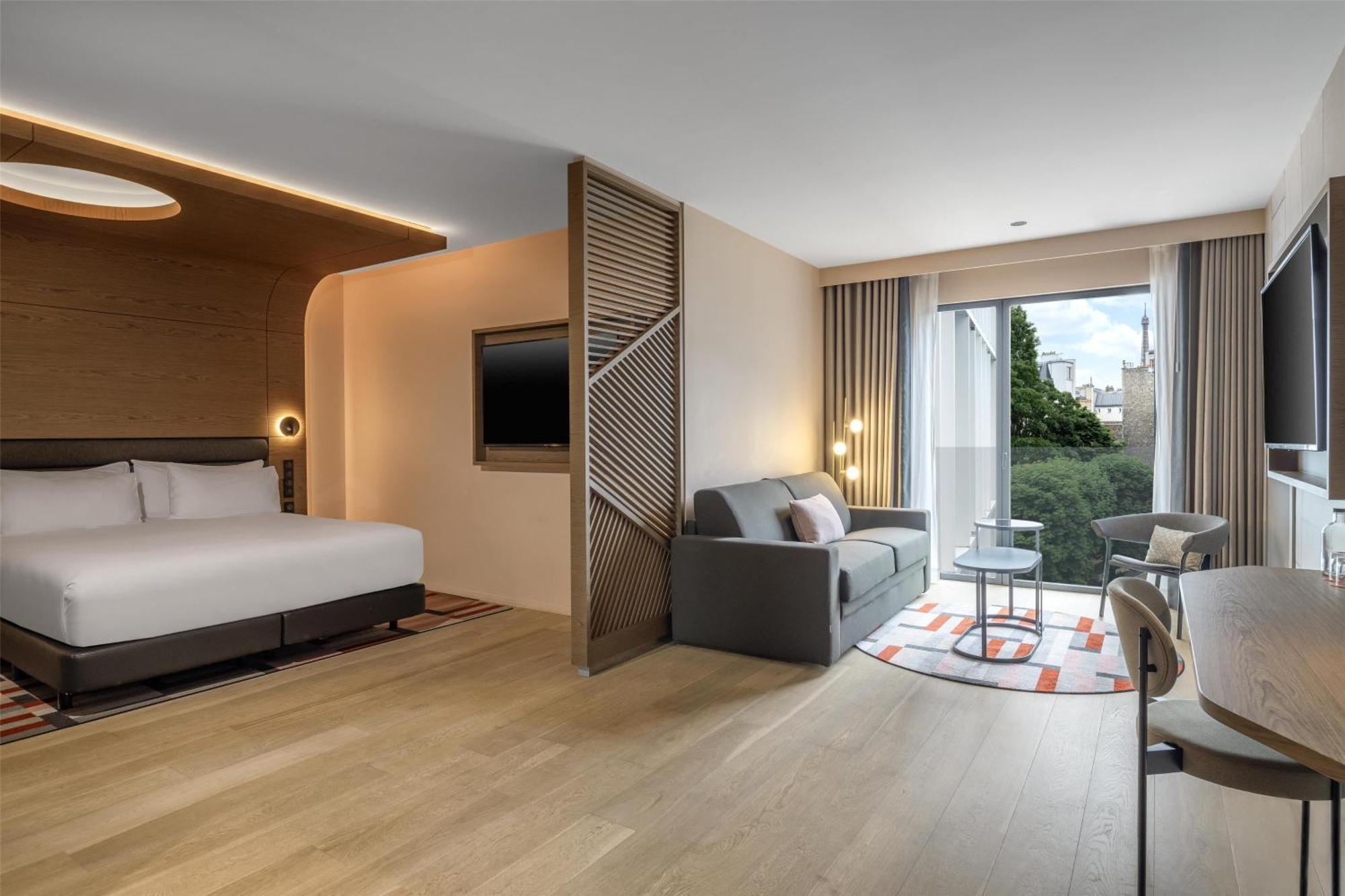 Hotel Canopy By Hilton Eiffel Tower 4*