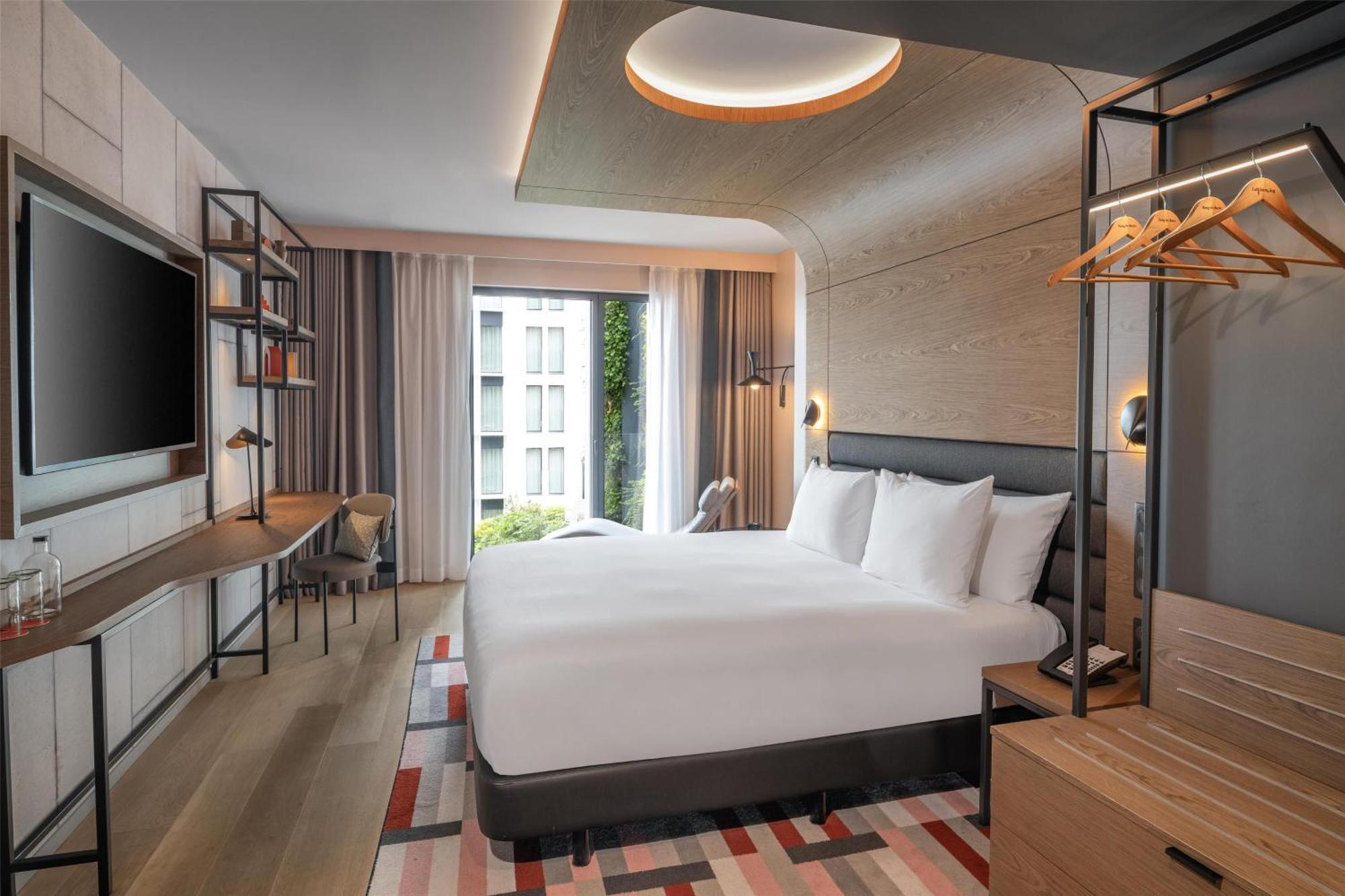 Canopy By Hilton Eiffel Tower Paris