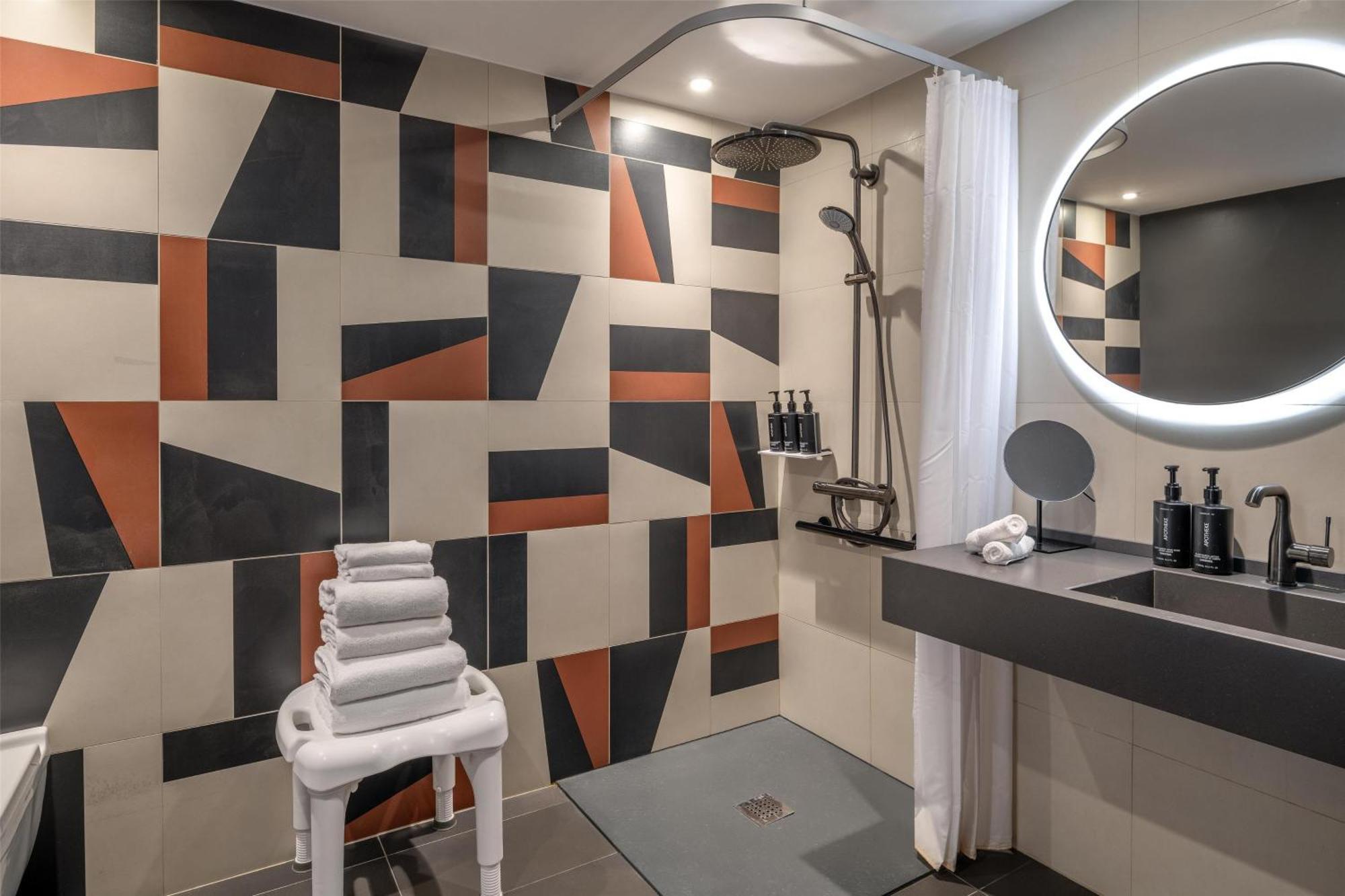 Canopy By Hilton Eiffel Tower