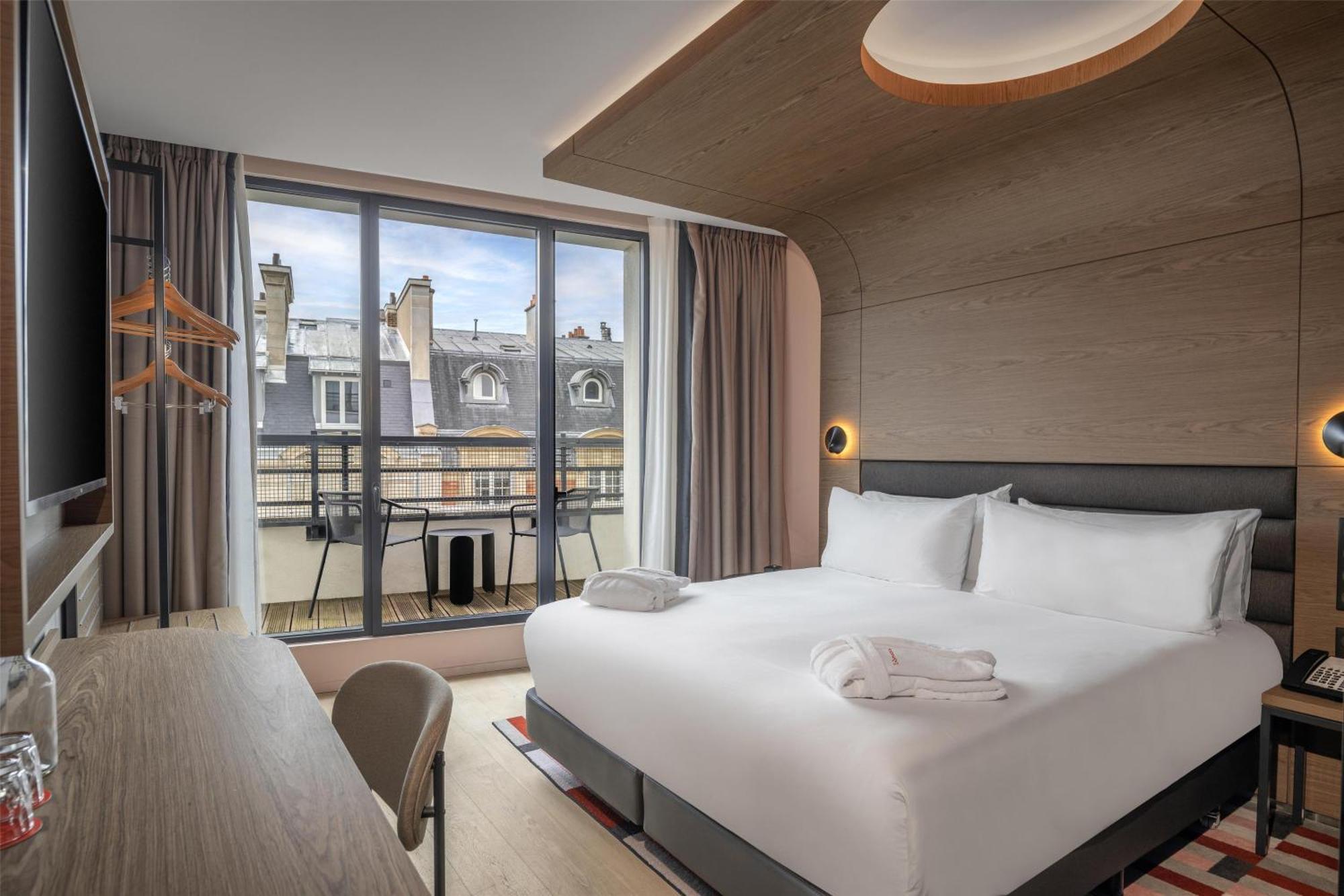 Canopy By Hilton Eiffel Tower Hotel